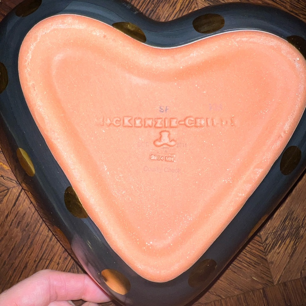 Mackenzie Childs ceramic heart - Picture 2 of 3